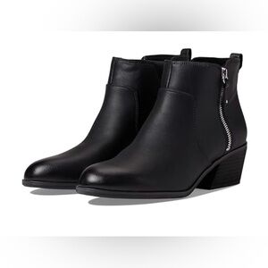 Dr. Scholl's Black Ankle Booties with Zipper